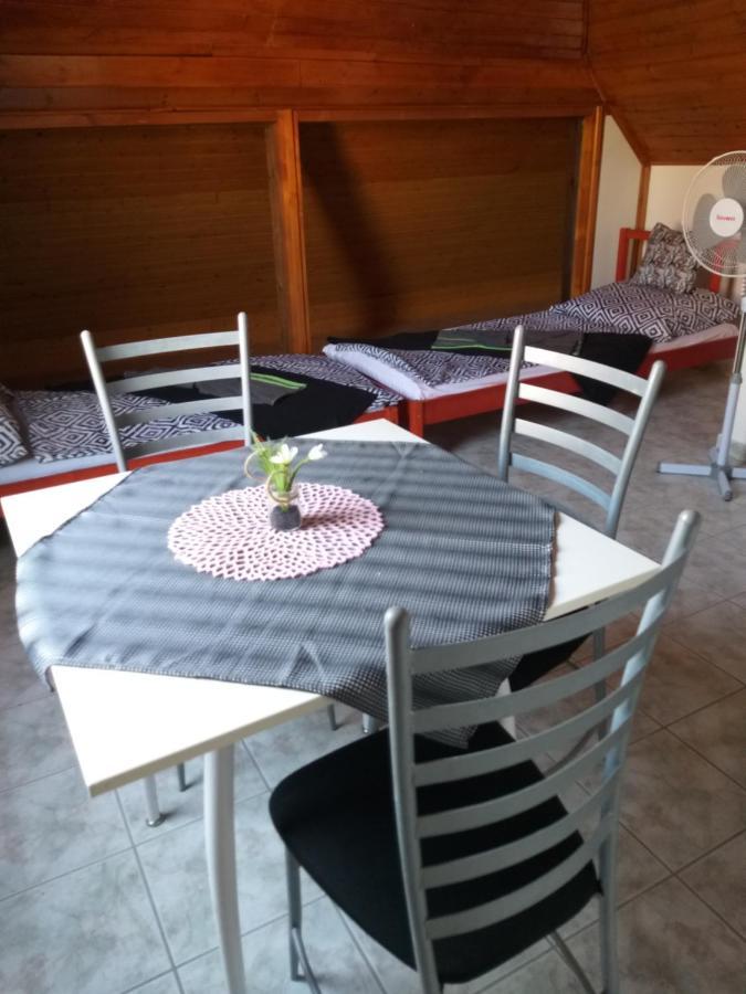Azure House Aparthotel Keszthely Luaran gambar