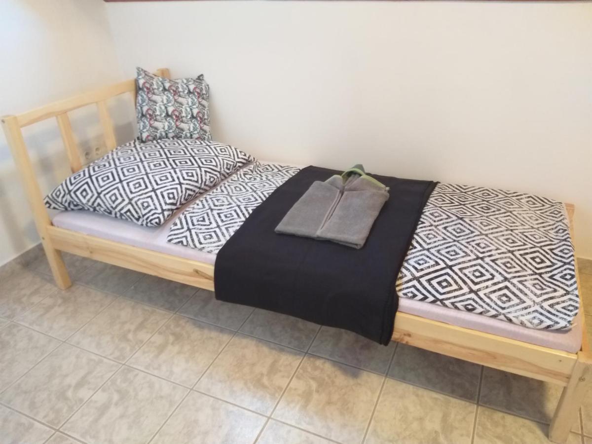 Azure House Aparthotel Keszthely Luaran gambar