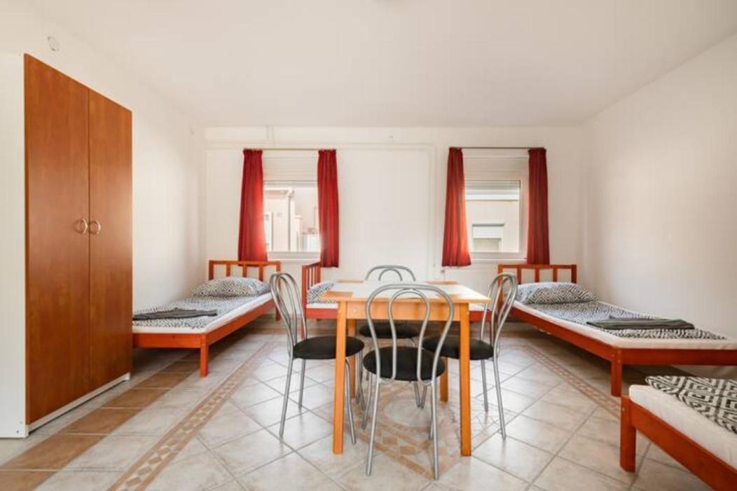 Azure House Aparthotel Keszthely Luaran gambar